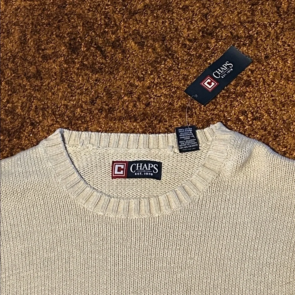 Chaps Men's Light Gray Crewneck Sweater